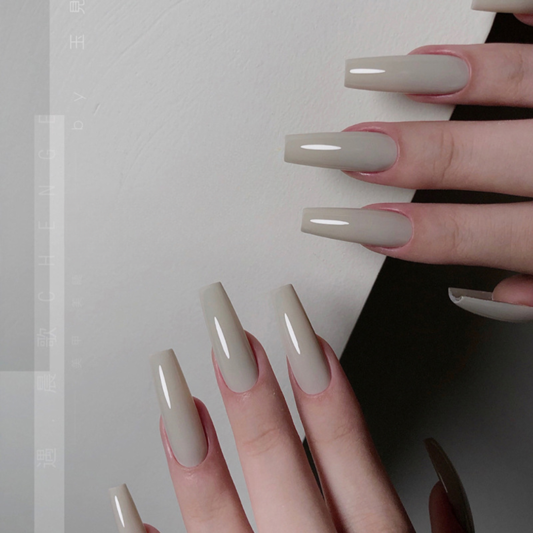 GlamoraGel™ — Unleash Unbreakable, Mirror-Shine Nails That Command Every Room
