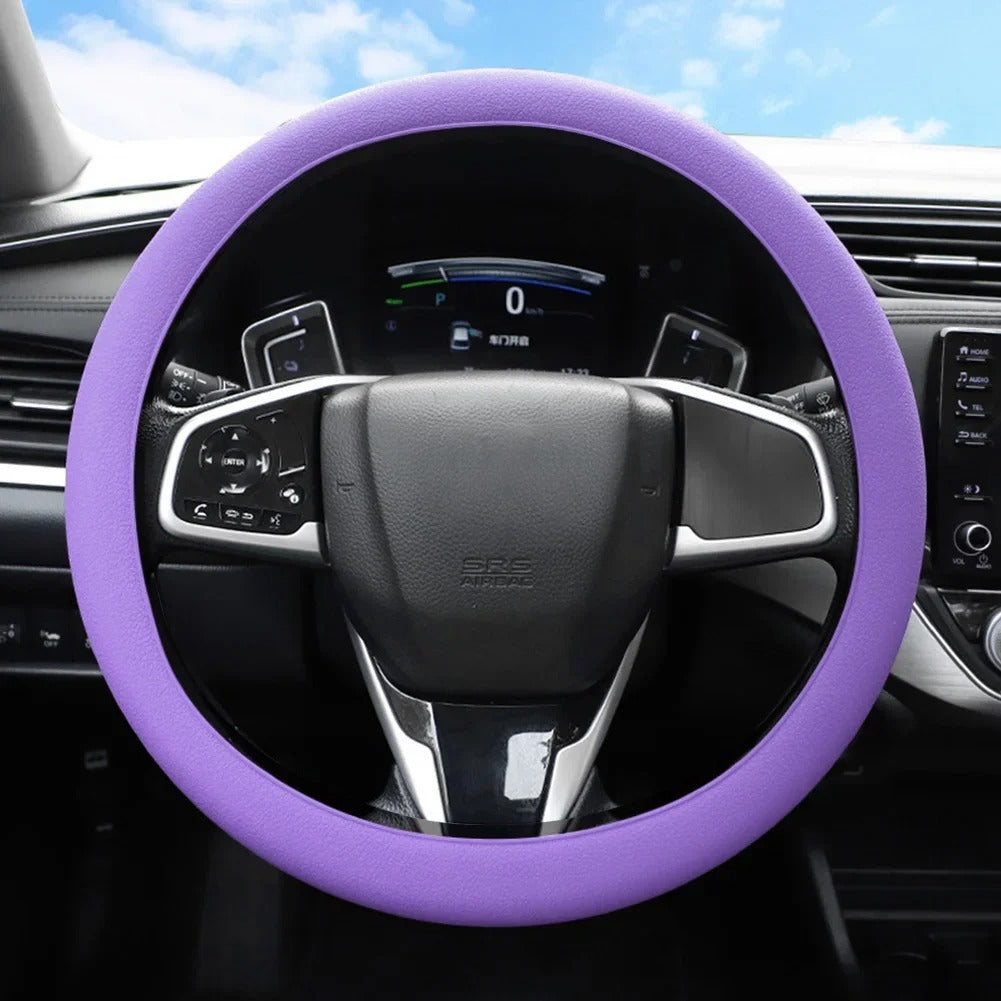 GripThrone™ — Experience Unmatched Comfort and Command Every Mile