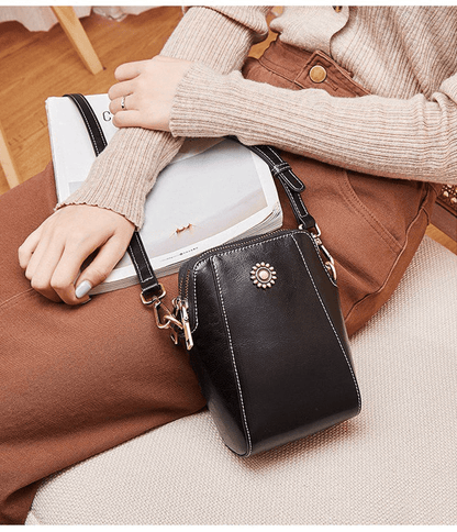 Velaire™ Leather Crossbody — Own Every Moment with Effortless Style and Timeless Confidence