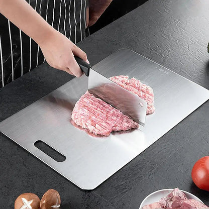 SteelGrip™ — Master Every Chop with Sharp, Stain-Free Confidence