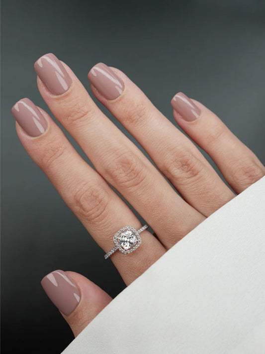 VeloraShade™ — Effortless Chic Nails That Elevate Every Look and Boost Your Confidence