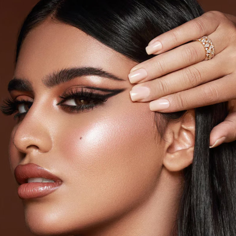 VividAura™ — Peel-On Perfection for Eyes That Own the Room