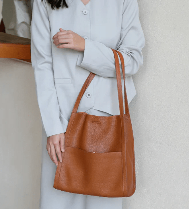 StradaLux™ Leather Shoulder Bag — Command Your Day with Weatherproof Style and Effortless Organization
