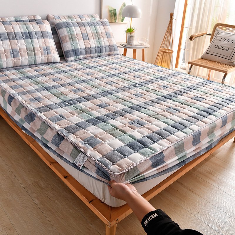 Silky Breathable Mattress Cover