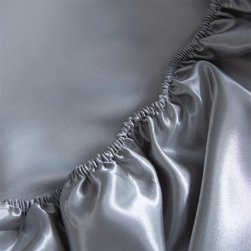 Liora — Breathable Ice Silk Bedding Set with Wrinkle-Resistant Fit
