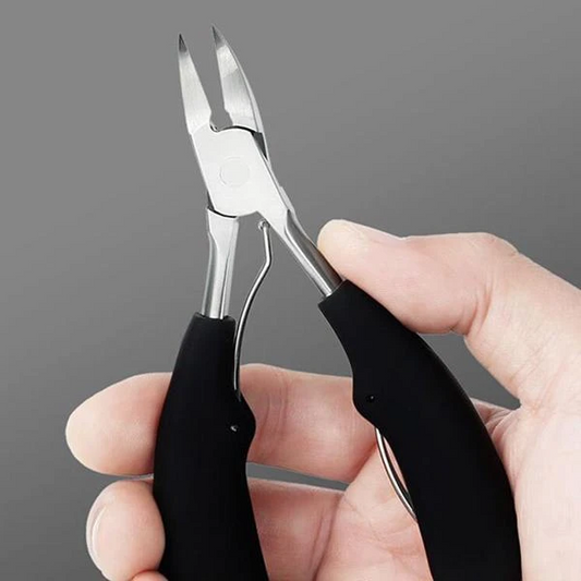 TriForma™ Nail Clipper — Master Thick, Painful Nails with Pinpoint Precision and Comfort
