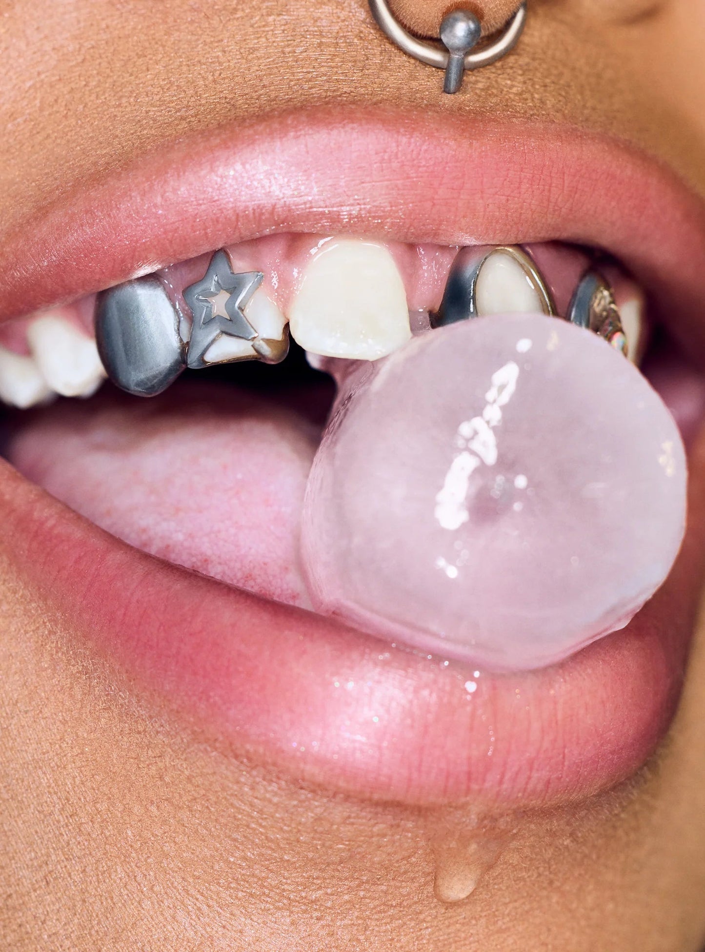 VellaLuxe™ — Unlock Instant Lip Volume and Sharp Contours That Captivate All Day