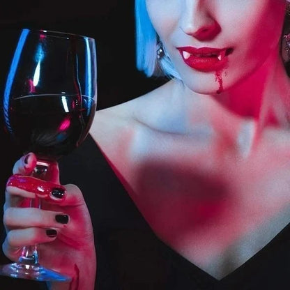 Automatic Retractable Vampire Fang Set