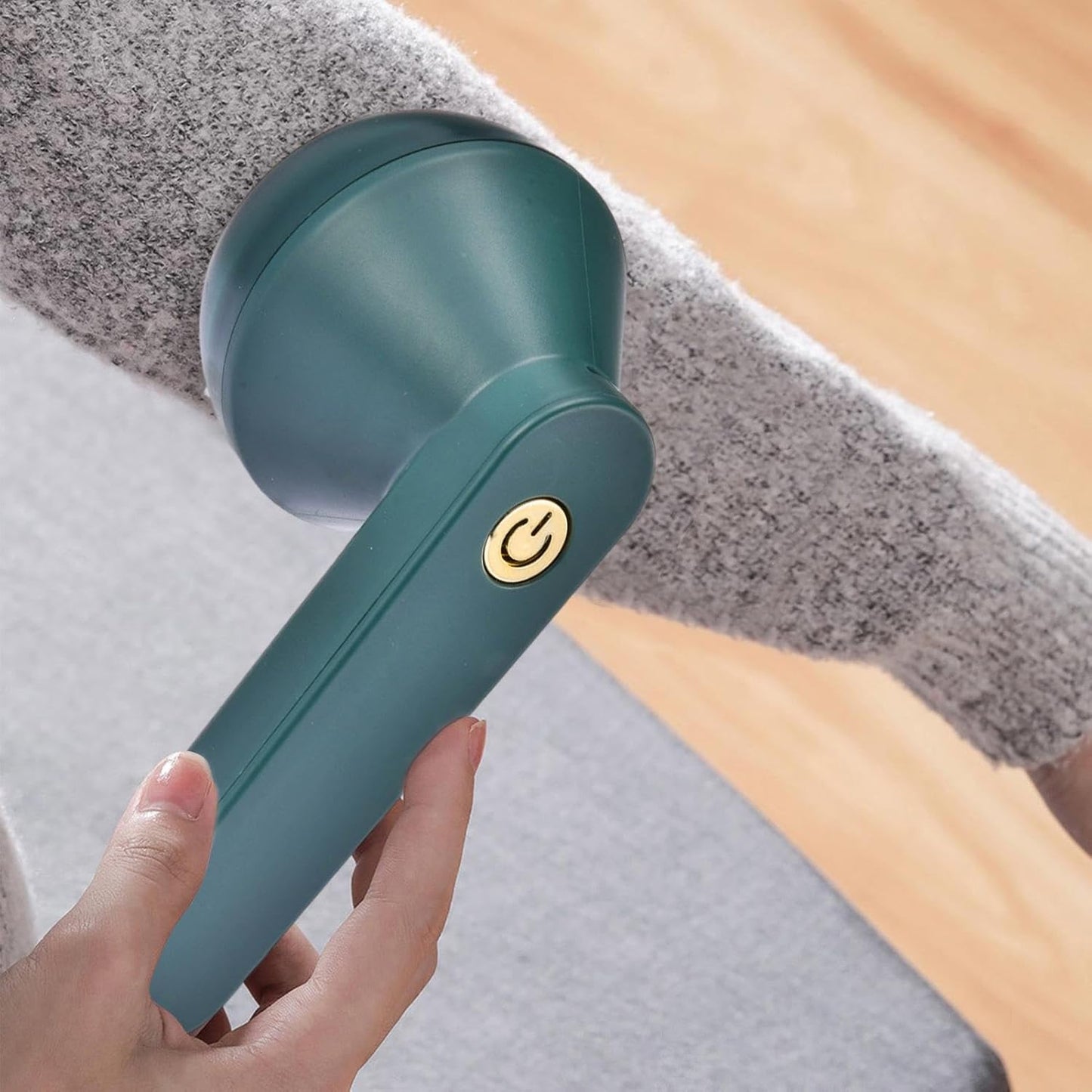 FuzzAway™ USB Lint Remover — Revive Your Wardrobe Instantly for Flawless, Confidence-Boosting Style
