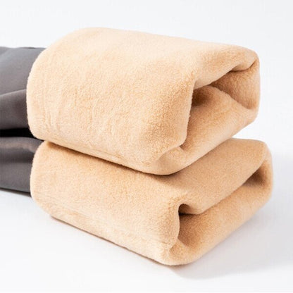 VelvetSheer™ — Feel Flawless, Warm, and Unstoppable All Day Long
