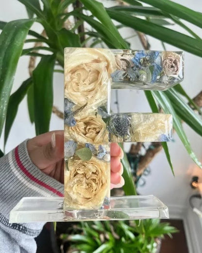 FloraGlow™ | Artisan Floral Night Light for a Dreamlike Ambiance