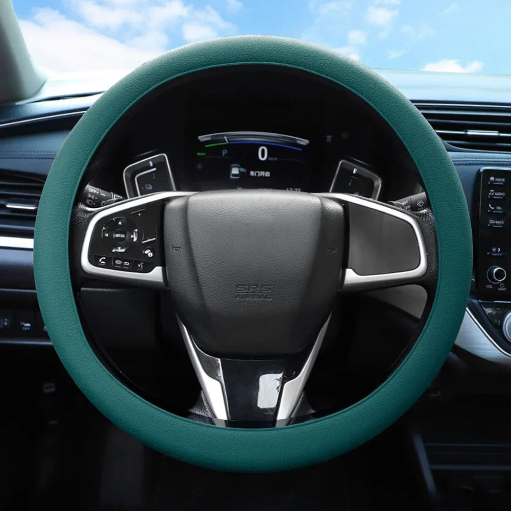 GripThrone™ — Experience Unmatched Comfort and Command Every Mile