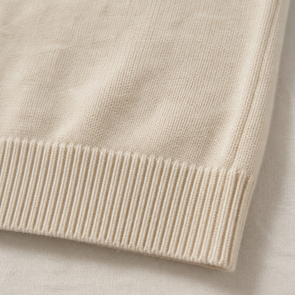ArcticSilk™ – Comfortable Loose-Fit Turtleneck Pullover with Ribbed Edging