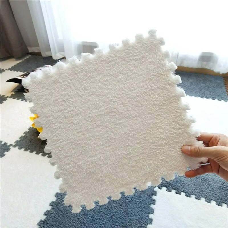 SnuggleSafe™ Play Mat — Wrap Your Baby in Cozy Protection for Fearless Fun and Happy Falls