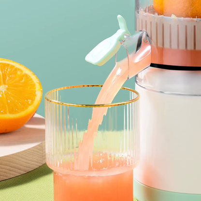 Portable electric citrus juicer, quick and simple