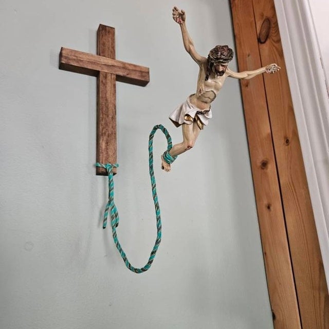 Jesus Bungee Jumping