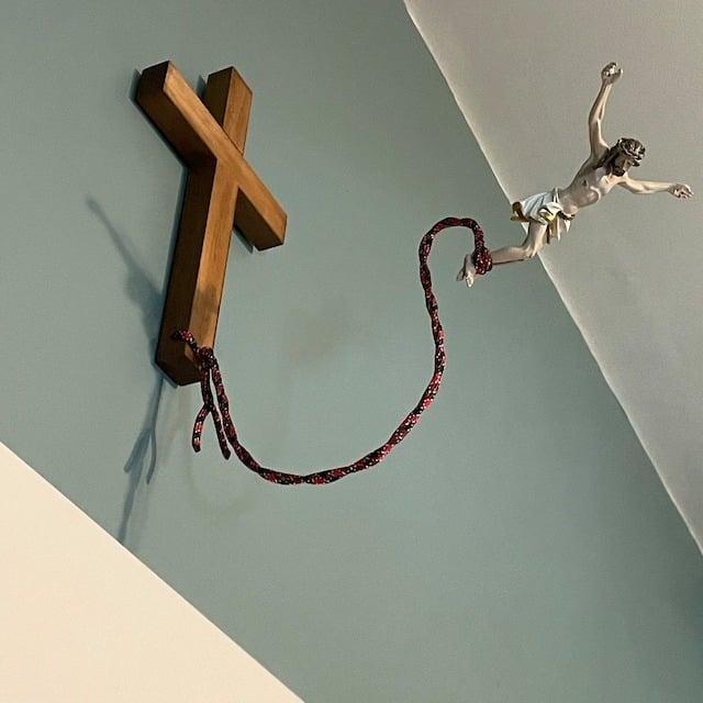 Jesus Bungee Jumping