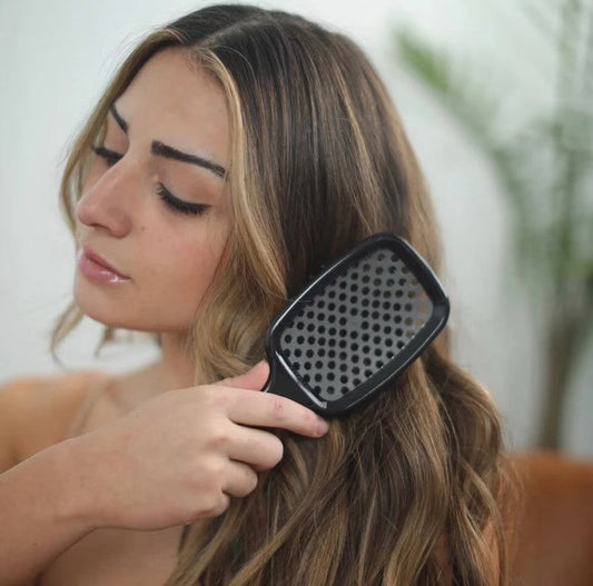 FluffiBrush™ — Pain-Free Tangles, Silky Smooth Hair | 50% Off