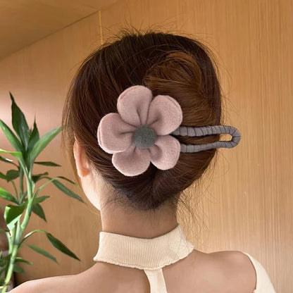 GlowChic™ — Instantly Radiate Confidence with Every Sparkling Clip