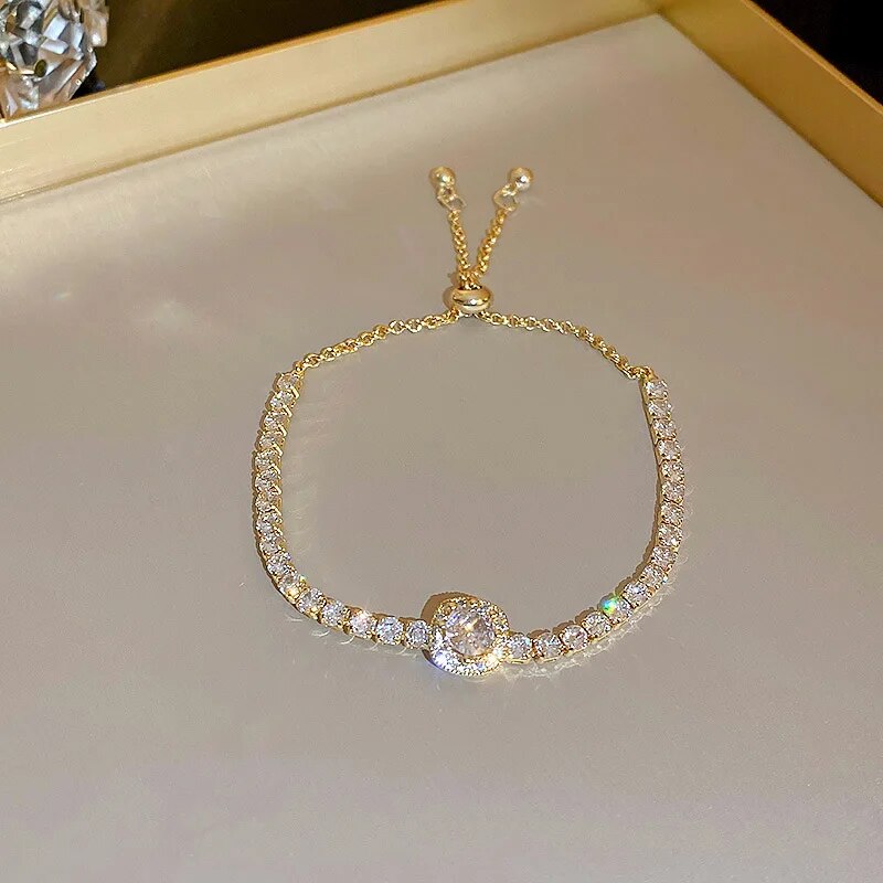 ViraLuxe™ — Wrap Your Wrist in Perfect Comfort and Captivating Sparkle